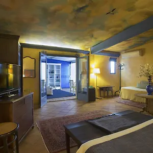 https://hostal-blau.catalonia-hotels.com